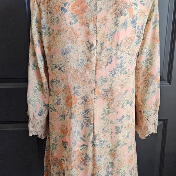 Astr the Label Floral Shift Dress Sz Medium - Picture 3 of 8